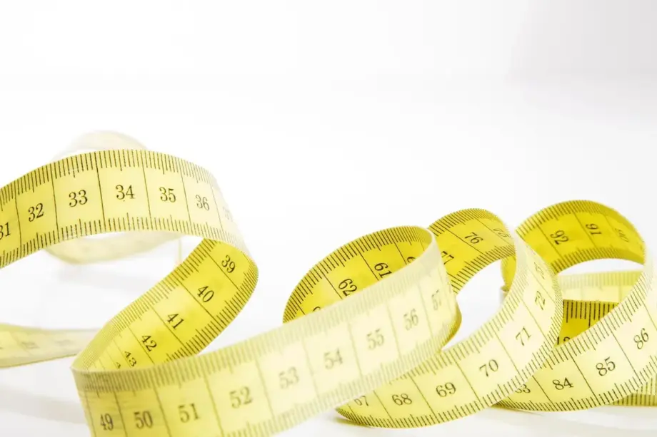 Hvor stor er min græsplæne? Nem guide: mål den på 5 minutter og spar både tid og penge Hvor stor er min græsplæne? Nem guide: mål den på 5 minutter og spar både tid og penge